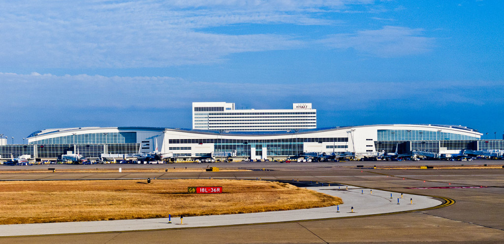 Dallas-Fort-WorthInternationalAirportParking-5